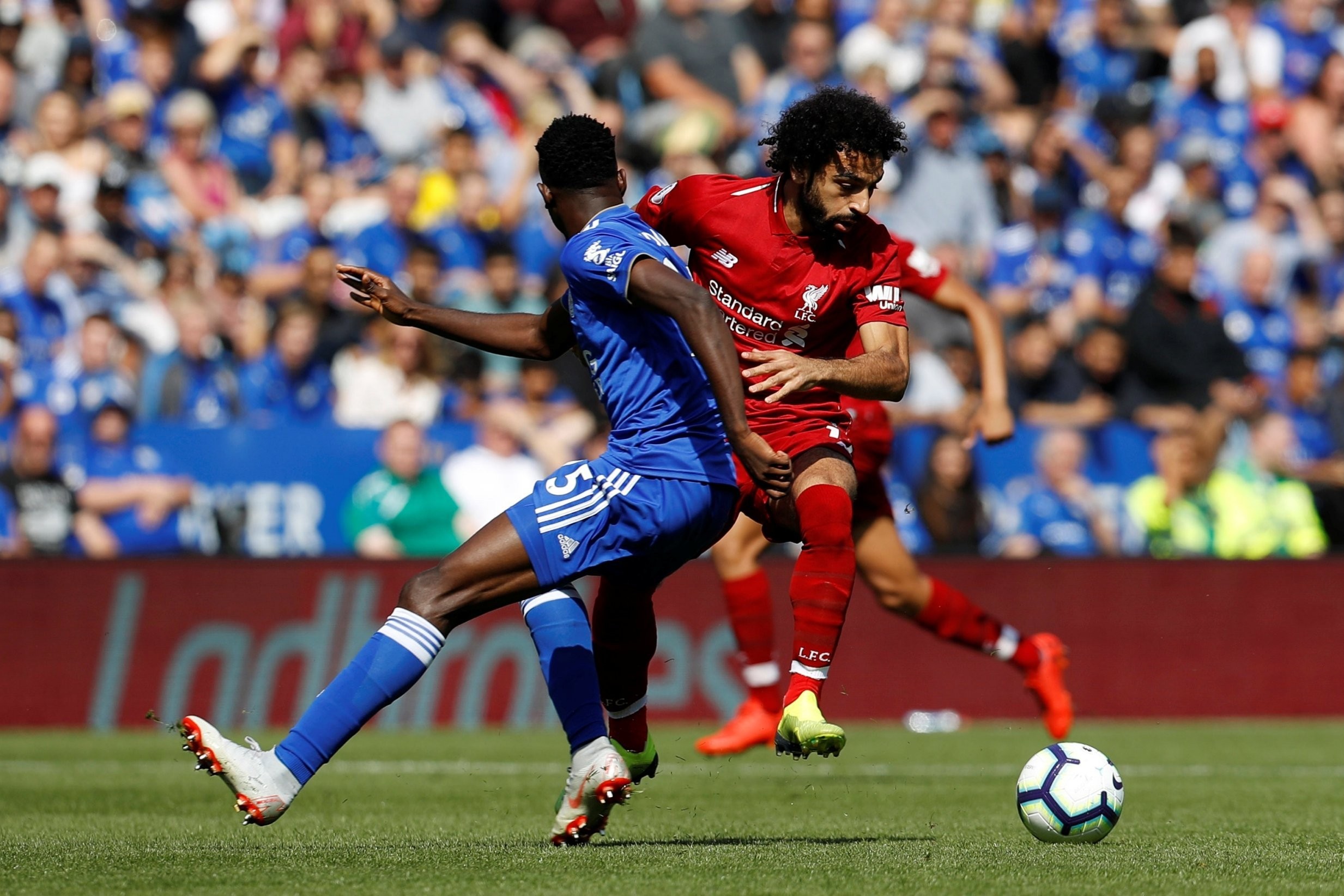 包含里程碑夜利物浦战术微调；西甲转会期刷纪录；更衣室稳定；数据趋势出现新变化的词条