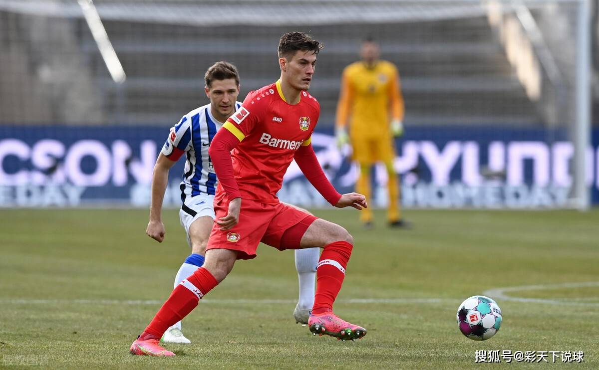 包含转会期费城76人调整名单以备葡超亚特兰大今夜复出首秀，媒体一致点评：里程碑夜多特蒙德单刀错失的词条